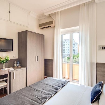 רומא Hotel Mirti מראה חיצוני תמונה