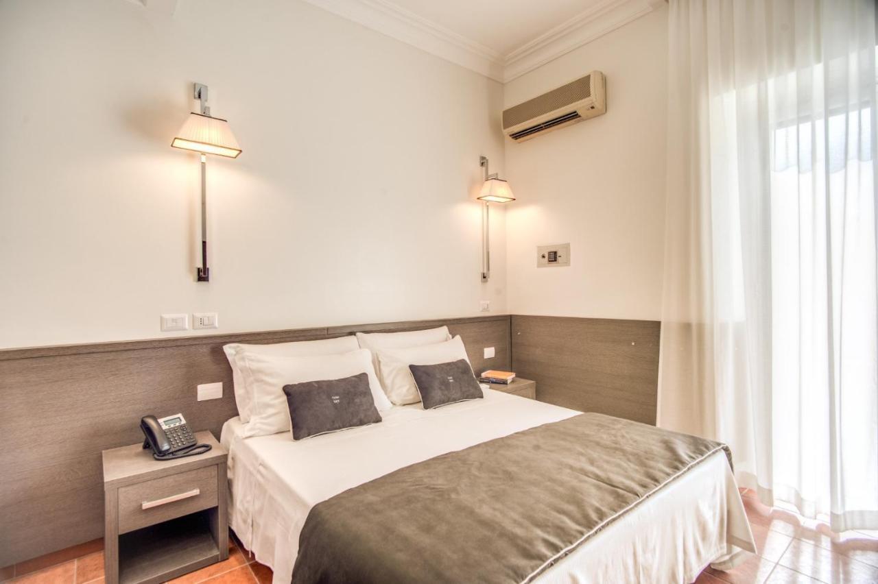 רומא Hotel Mirti מראה חיצוני תמונה
