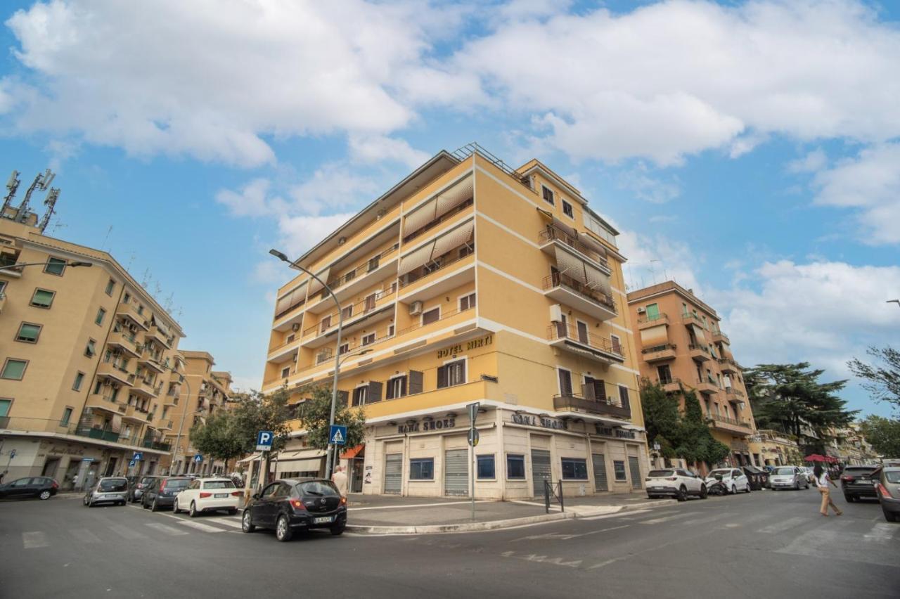 רומא Hotel Mirti מראה חיצוני תמונה