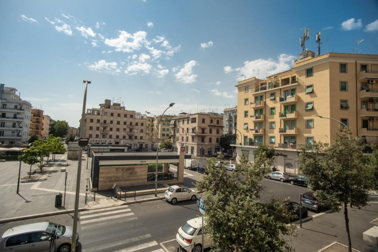 רומא Hotel Mirti מראה חיצוני תמונה